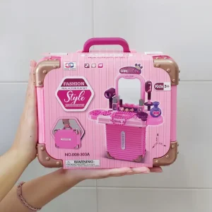 fashion style trolly make up set.